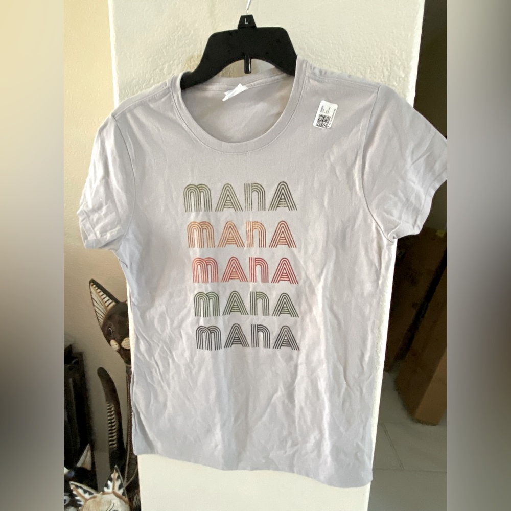 Love Heart : Brand New , Size Small Graphic Tee with Multicolor 'MANA' Design